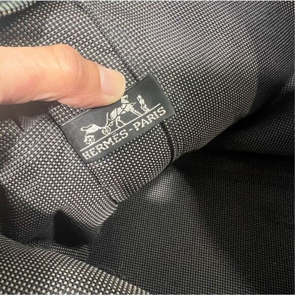 Hermes Gray Canvas Authentic Herline Handbag Tote Bag w Zip - Picture 4 of 10